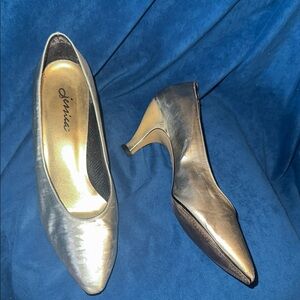 Jessica silver  Women's Heels size 8.5